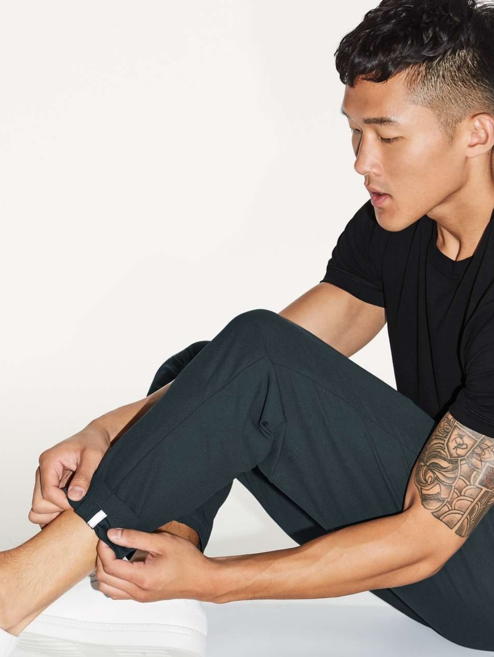 Lululemon Commission Pant Slim HEMMED - Picture 4 of 9